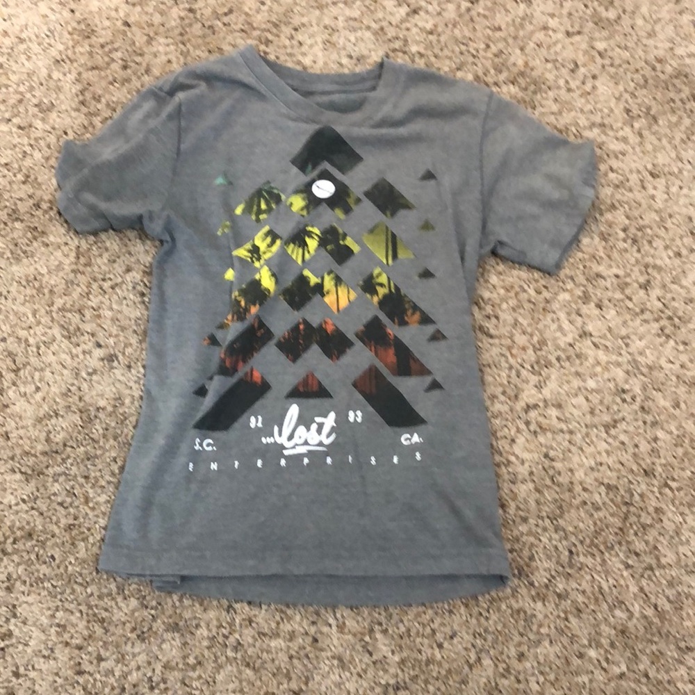 Grey shirt, size 7/8